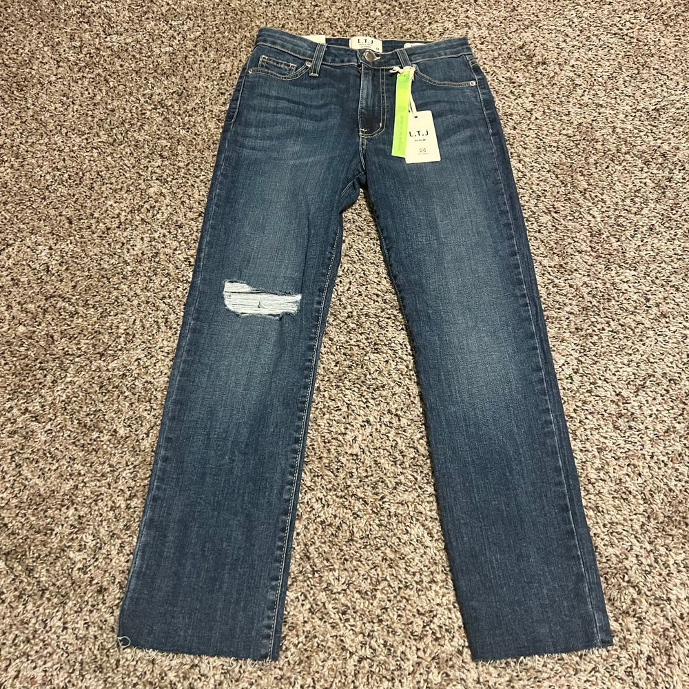 LTJ Distressed Straight Leg Denim Jeans with Raw Hem Medium Wash Size‎ 24